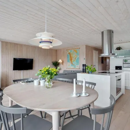 Holiday home Ingiald - 600m From The Sea In Ne Jutland By Interhome