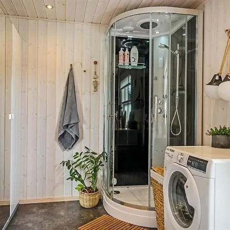 Ingiald - 600m From The Sea By Interhome Feriehus *