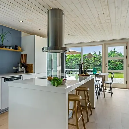 Ingiald - 600m From The Sea By Interhome